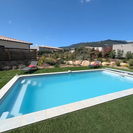 House With Pool Lecci